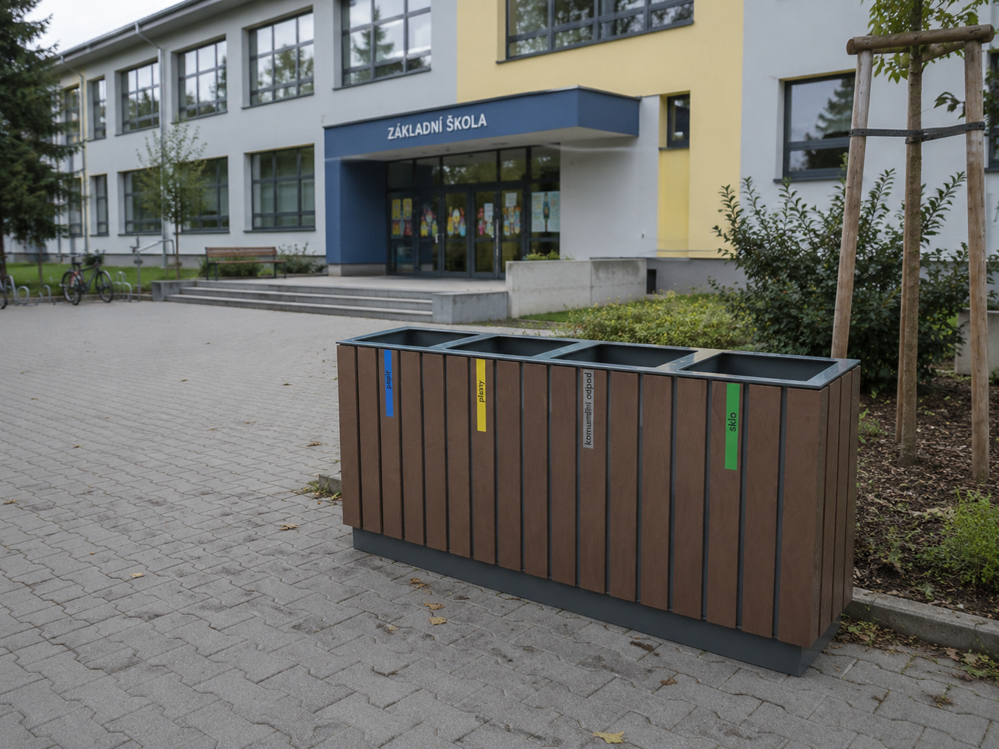 Koš z recyklovaného plastu 5